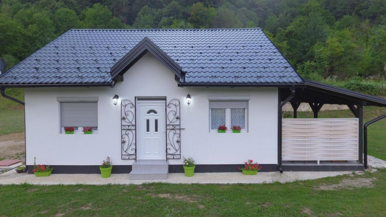 Vikendica Lohovo Vila Bihać Exterior foto